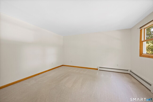 Building Photo - 7 Stephens Ct