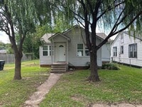 Building Photo - 1333 Traffic St