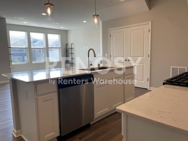 Building Photo - Union Park 3 Bedroom 2.5 Bath Townhome in Lake Elmo