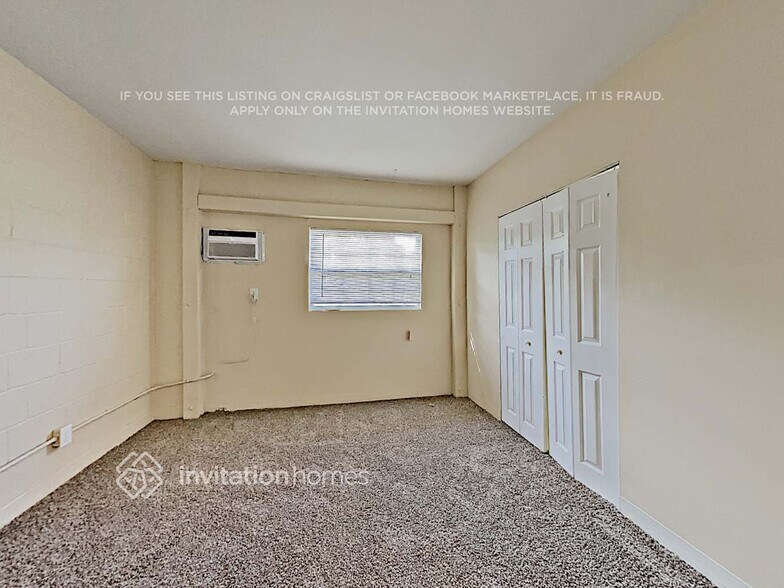 Building Photo - 5335 Laurelwood Pl