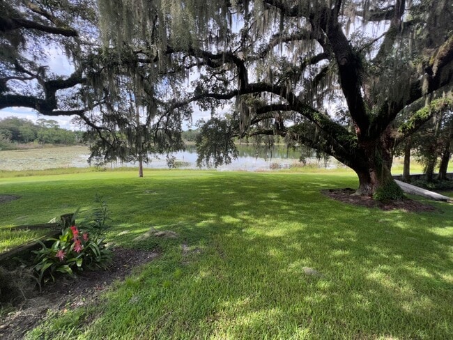 Building Photo - 2/2.5 in Chase Townhomes