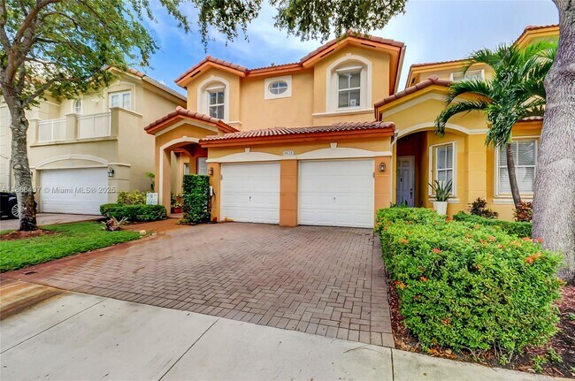 Building Photo - 8631 NW 110th Ave