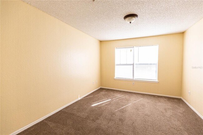 Building Photo - 2208 Antigua Pl