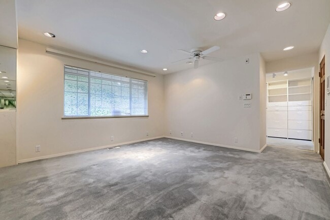 Building Photo - Charming 4-Bedroom, 3-Bath Home + Den in Alki Neighborhood with Panoramic Puget Sound Views!