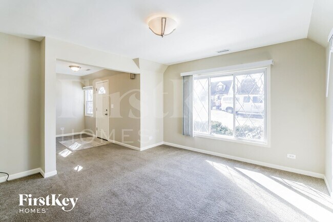 Building Photo - 123 Fairlawn Dr
