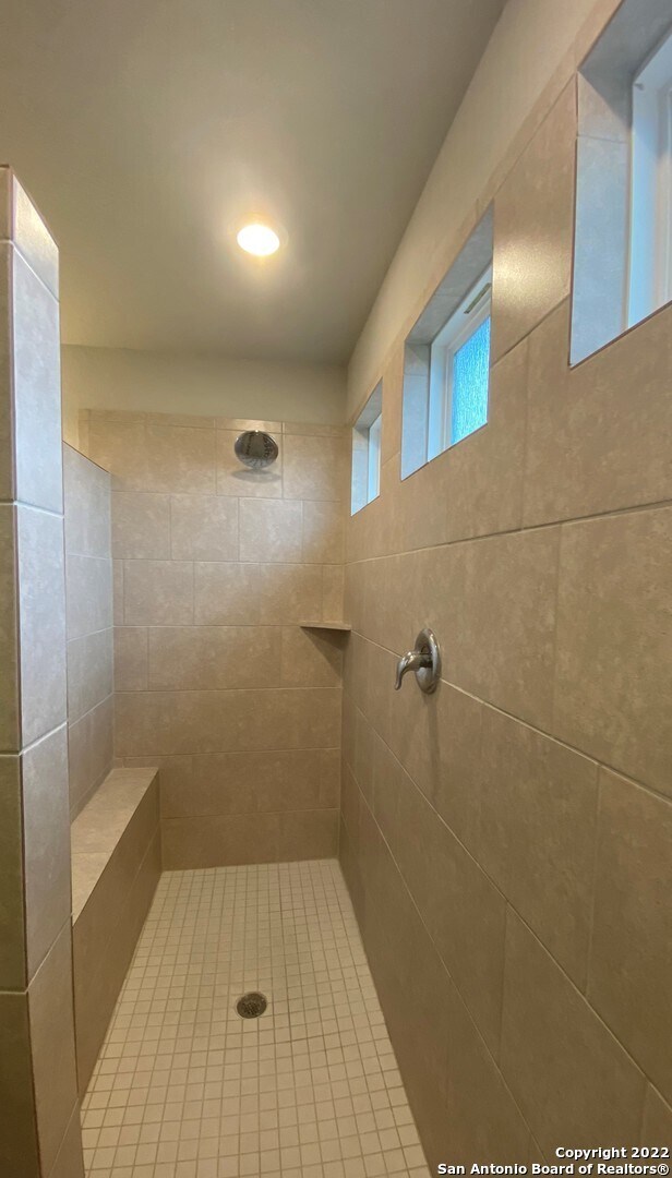 Building Photo - 10410 Waverunner-