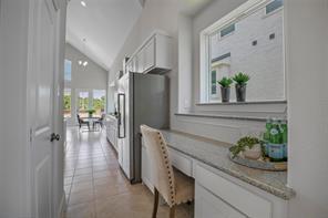 Building Photo - 5401 Snowberry Dr