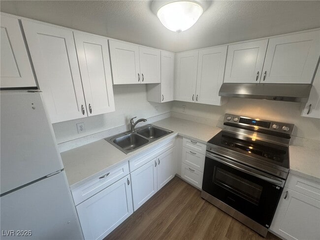 Building Photo - 4775 Lucite Ln