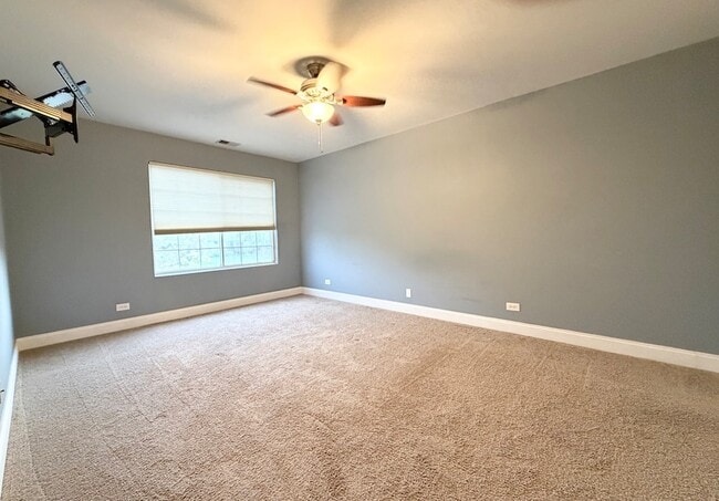 Building Photo - 345 N Gregory St