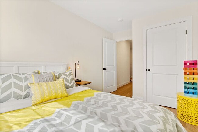 Building Photo - 74 Island Path