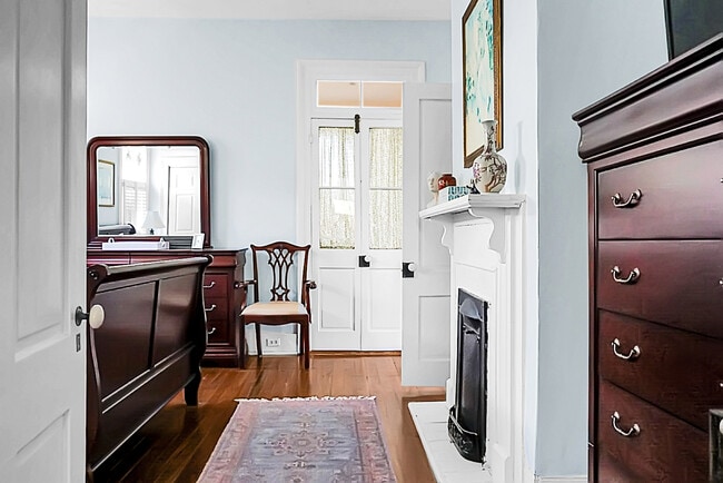 Building Photo - 6 Wentworth St