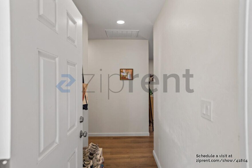 Building Photo - 5117 Shady Ave