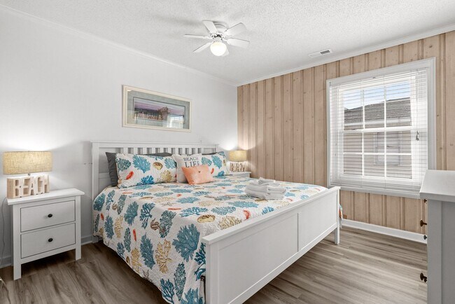 Building Photo - 4308 S Ocean Blvd