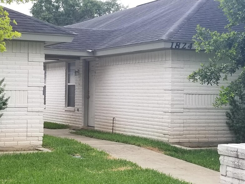 Building Photo - 1824 Tierra Dulce Dr