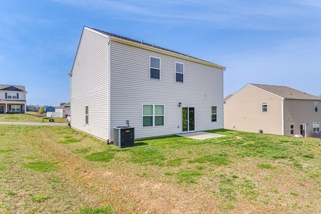 Building Photo - 322 Heritage Crossing Dr