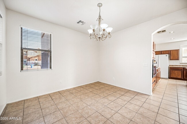 Building Photo - 8310 S 47th Ln