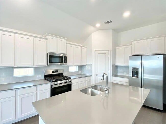 Building Photo - 1616 Cobblecrest Ln