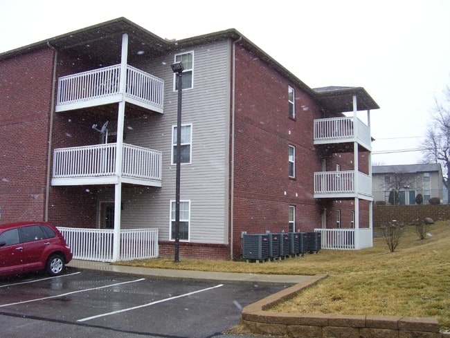 Primary Photo - Towne Center Apartments
