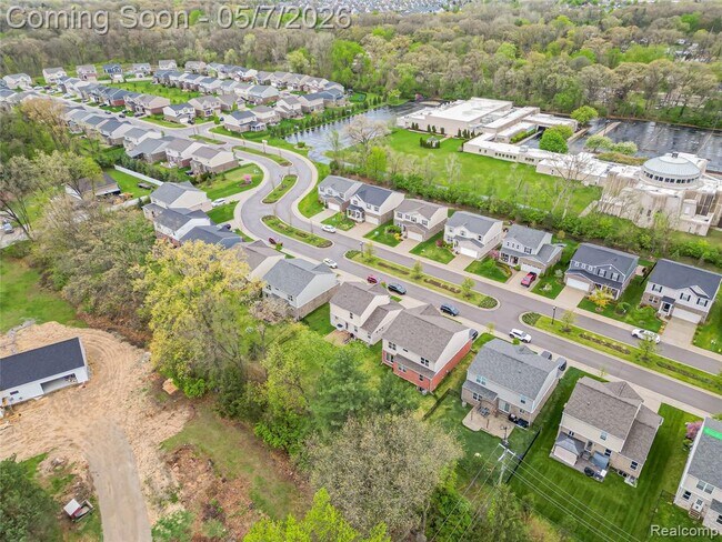 Building Photo - 8640 Quincy Dr