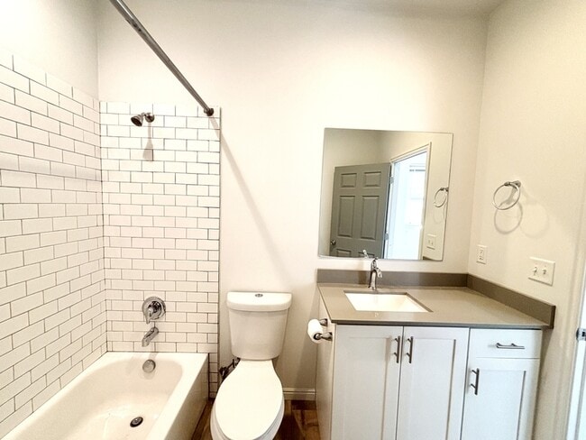 Building Photo - 1090 S 1100 E