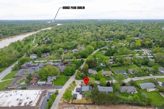 Building Photo - 2777 Donna Dr