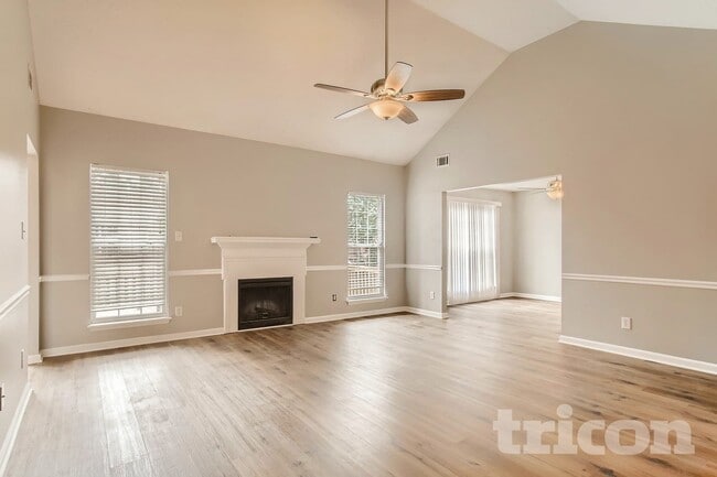 Building Photo - 7617 Pleasantville Way