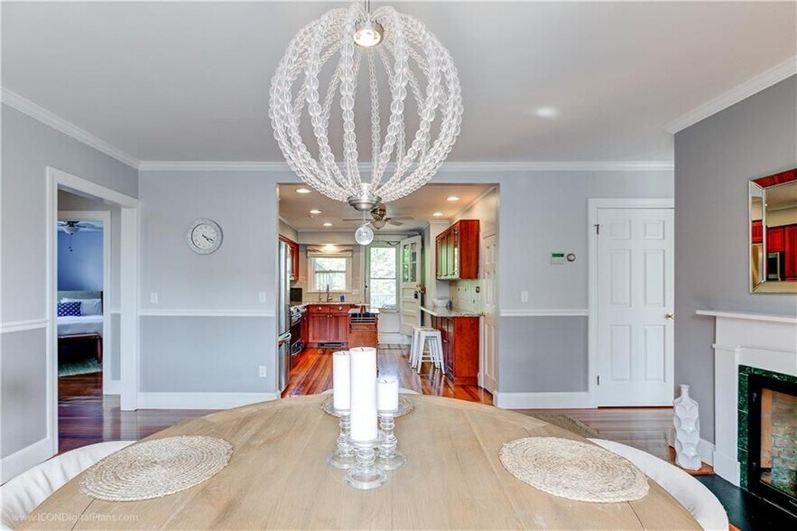 Building Photo - 32 Catherine St