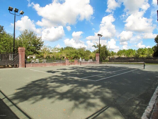 Building Photo - 575 Oakleaf Plantation Pkwy