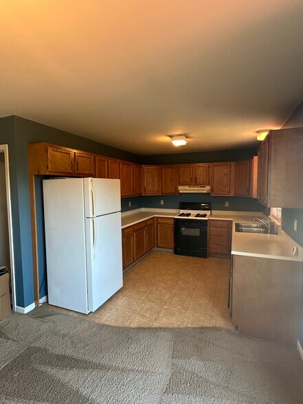 Building Photo - 278 Point Cir