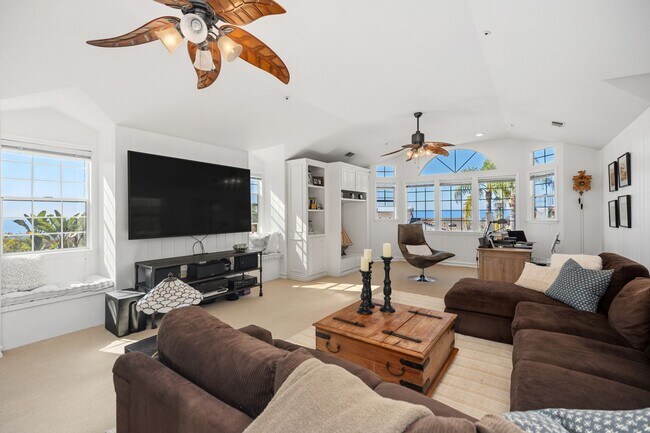 Building Photo - Luxury Ocean View Home in Sea Pointe Estates San Clemente