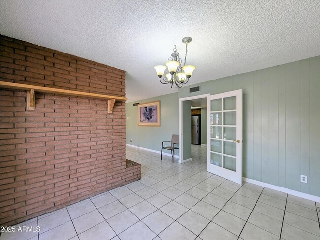 Building Photo - 4019 W San Miguel Ave