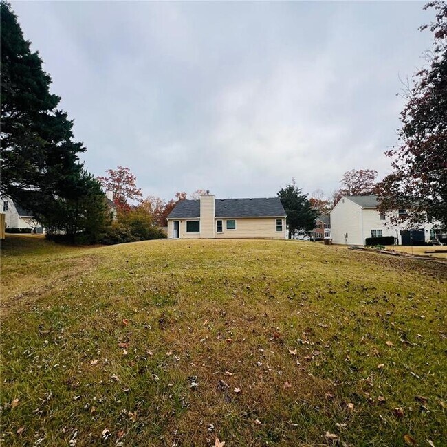 Building Photo - 6020 Aderhold Way