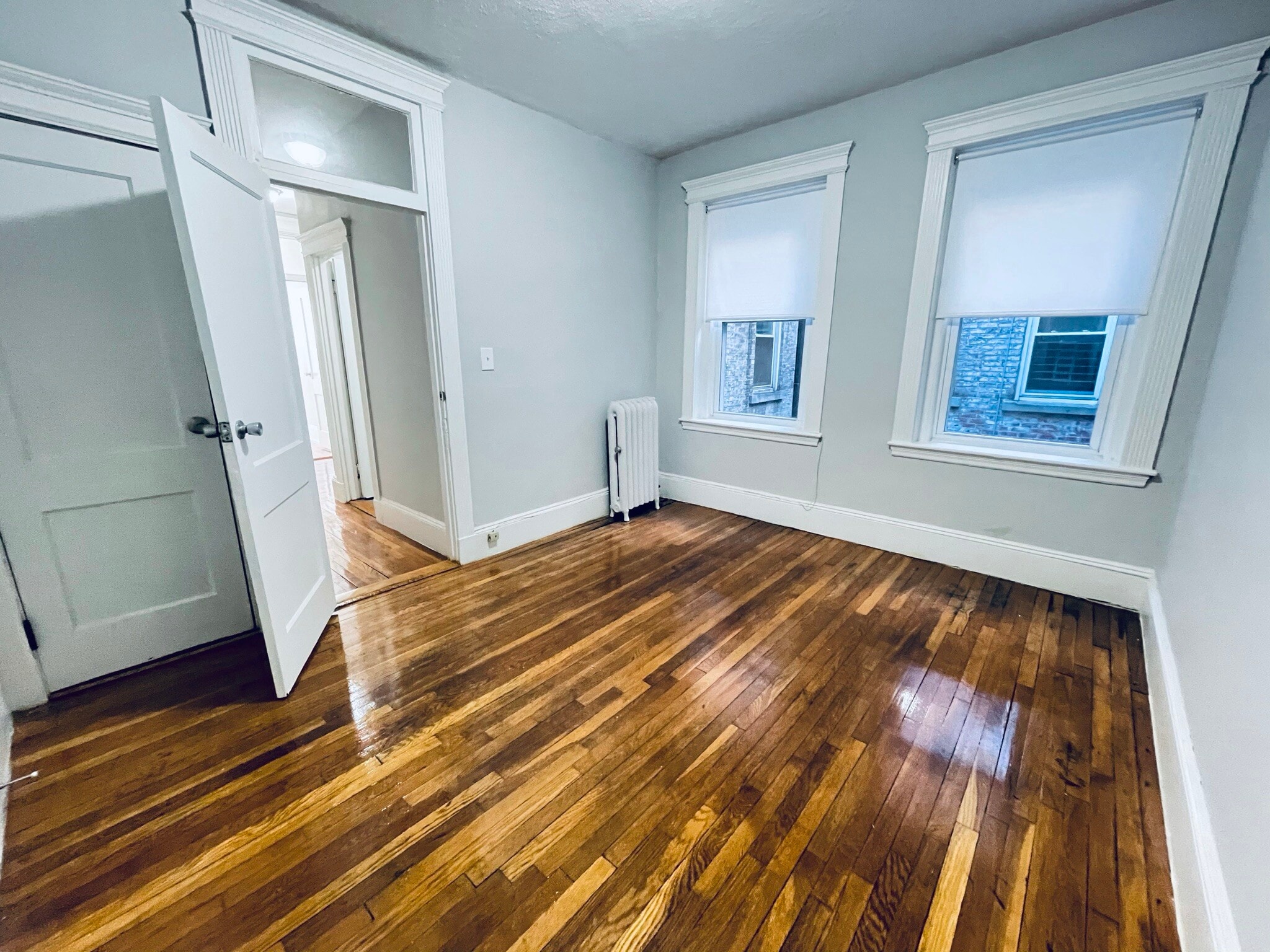 Building Photo - 75 Chester St