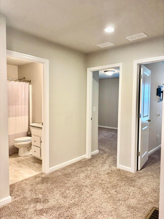 Building Photo - 312 Hannah Todd Pl