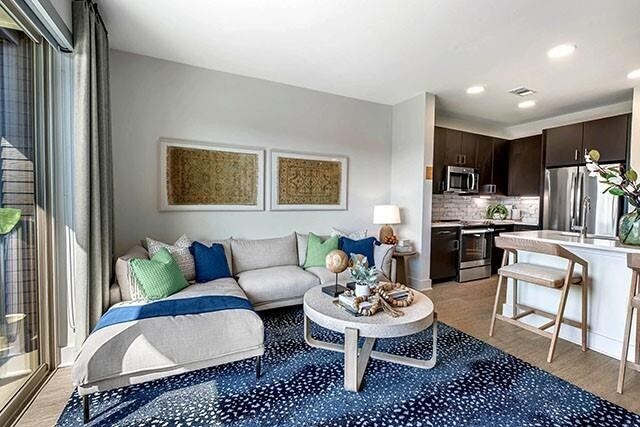 Building Photo - 6400 Washington Ave