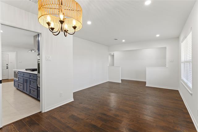 Building Photo - 3622 Douglas Dr