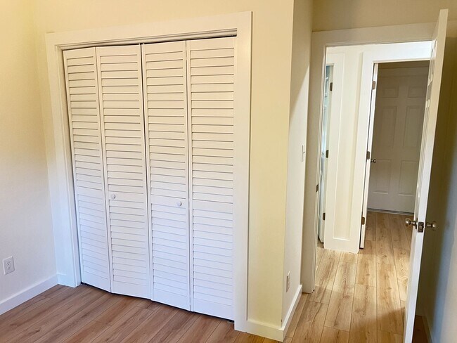 Building Photo - Pet Friendly, Remodeled Home in North Myrt...