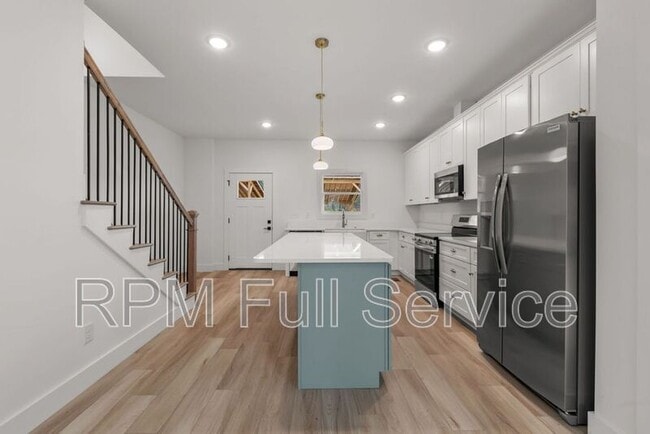 Building Photo - 1715 Heiman St