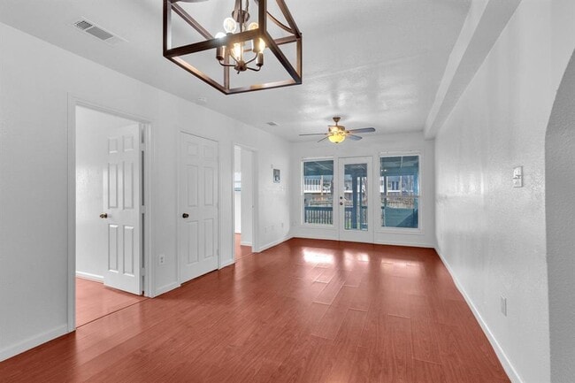 Building Photo - 8503 Rosemary Ln