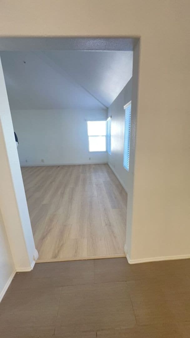 Building Photo - Welcome Home to This Spacious Fontana Rental!!