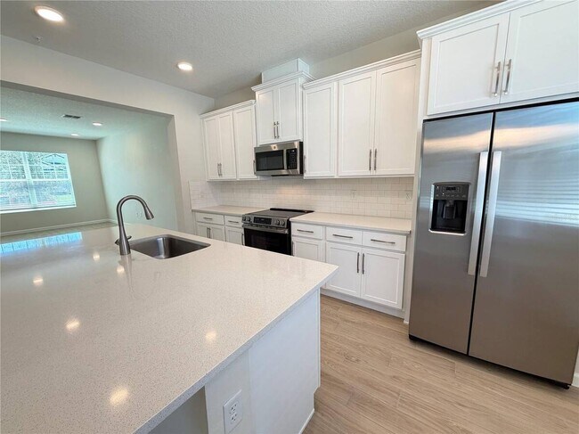 Building Photo - 474 Lady Palm St