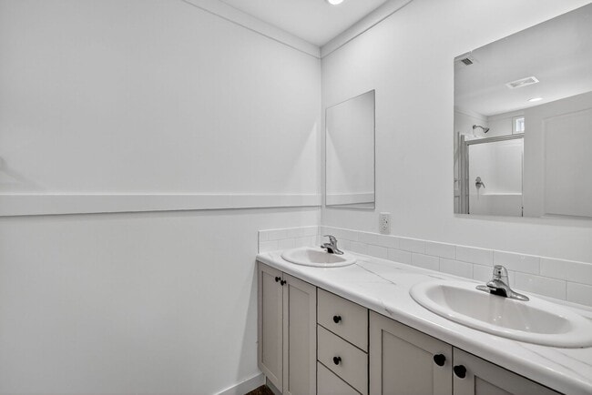 Building Photo - Brand-New Home on Canal to Lake Griffin – ...