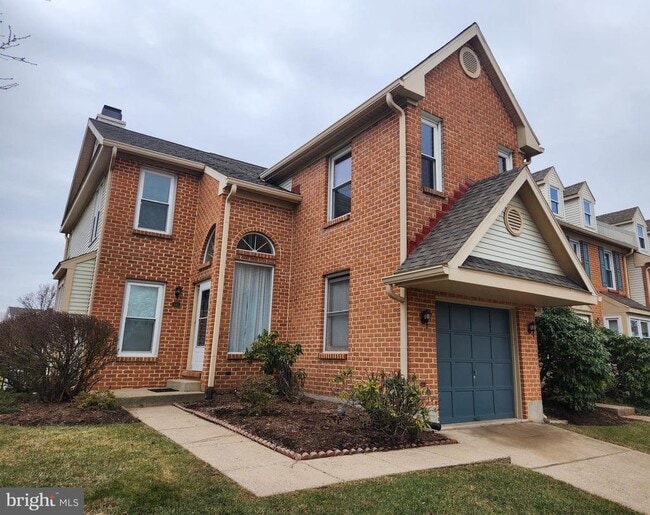 Building Photo - 449 Oakmont Ct