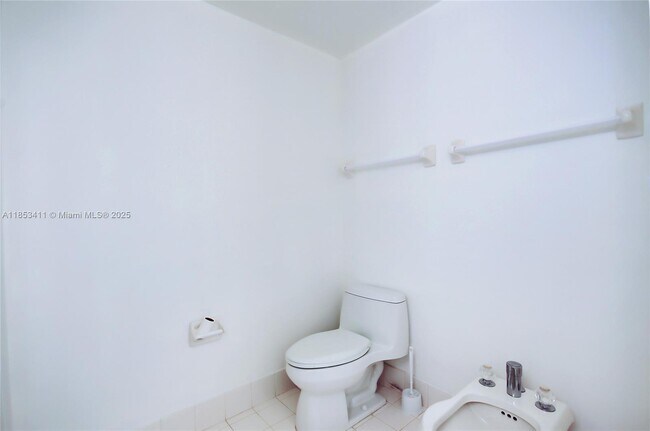 Building Photo - 9805 NW 52nd St