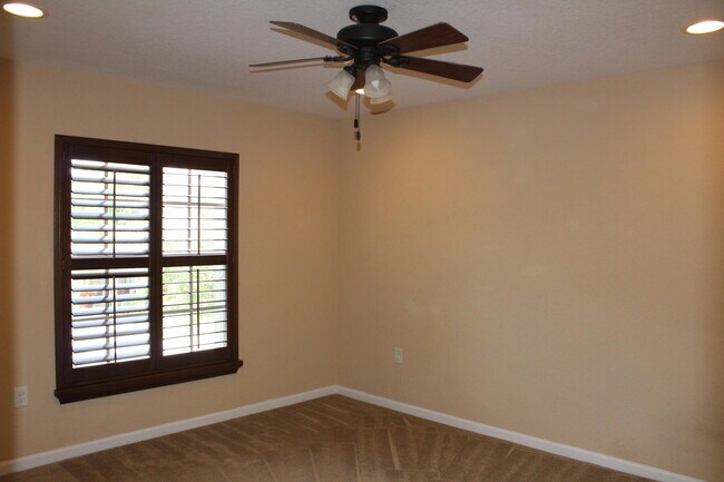 Building Photo - 7896 Picklewood Park Dr