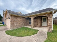 Building Photo - 18421 Sunrise Oaks Ct