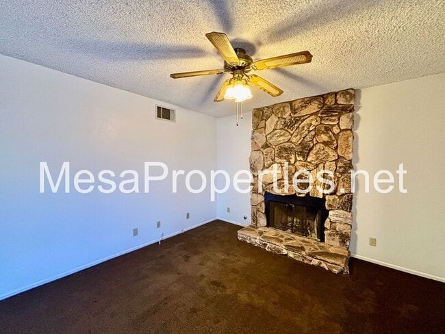 Building Photo - 14216 Brentwood Dr