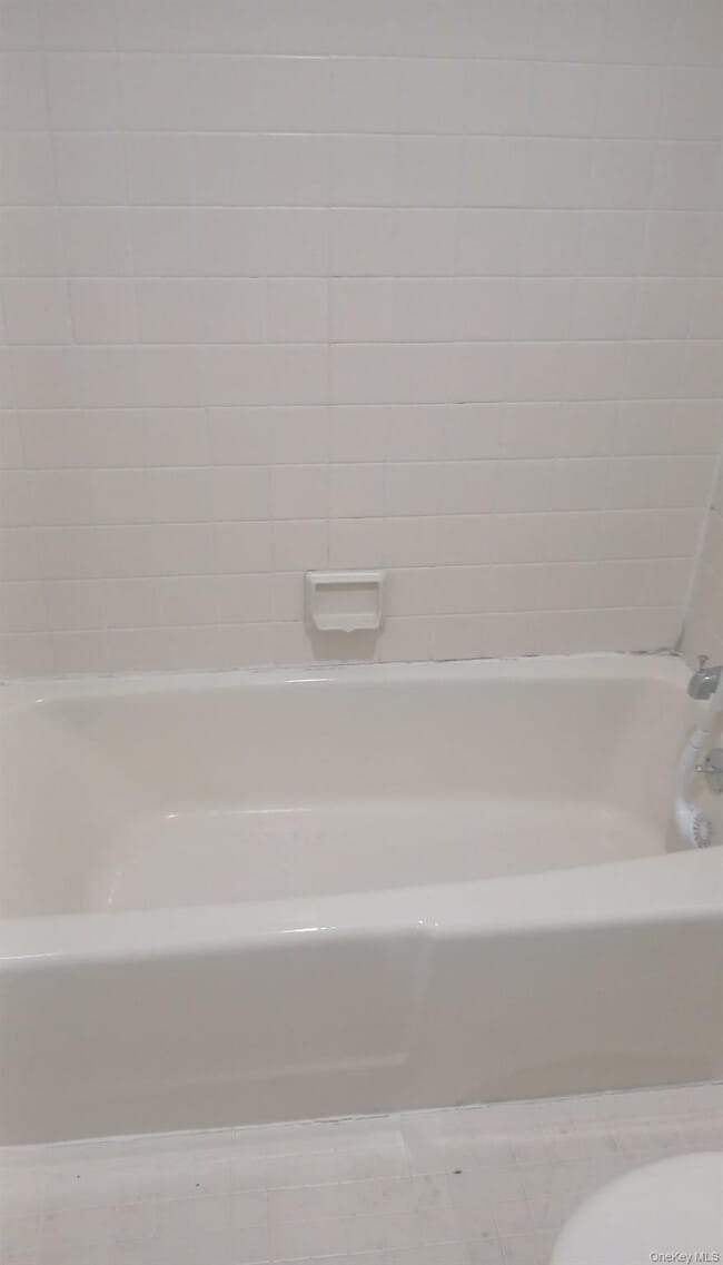 Building Photo - 3311 Villa at the Woods