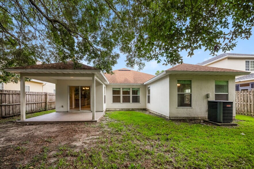 Building Photo - 12616 Pine Marsh Way