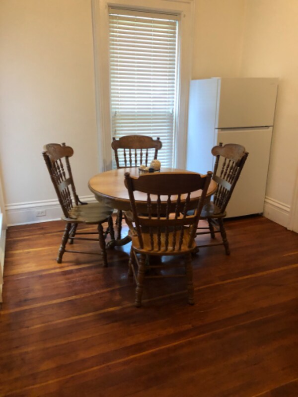 Building Photo - 35 River St